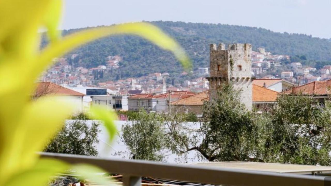 Roso Apartment With Sea View Trogir Eksteriør bilde